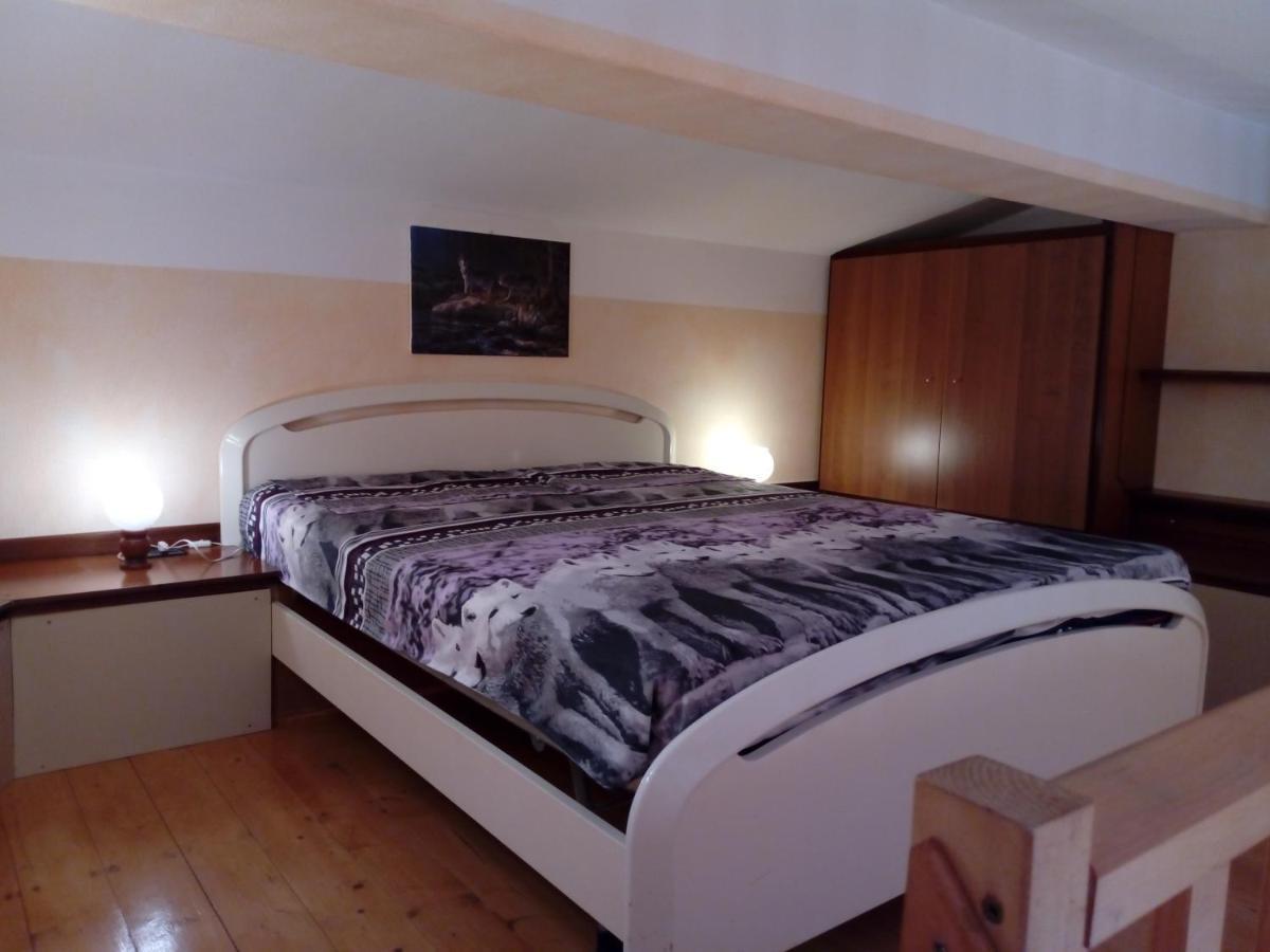 B&B Il Rifugio Del Lupo - E6721 Paringianu Eksteriør billede